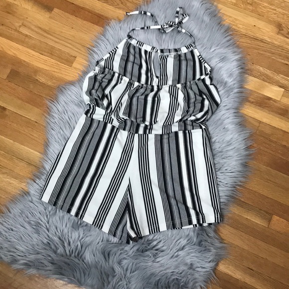 Brandy Melville Striped Black & White Halter Style Romper One Size - Picture 3 of 6